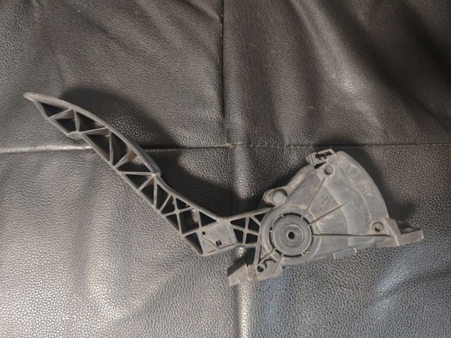 Педали газа 8200386506 RENAULT