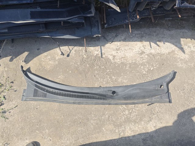 Водосток лобового стекла, жабо 861503K001 HYUNDAI
