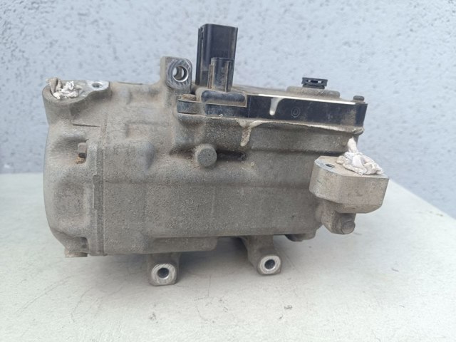TOYOTA 8837048021 Компрессор кондиционера в наличии Ровно