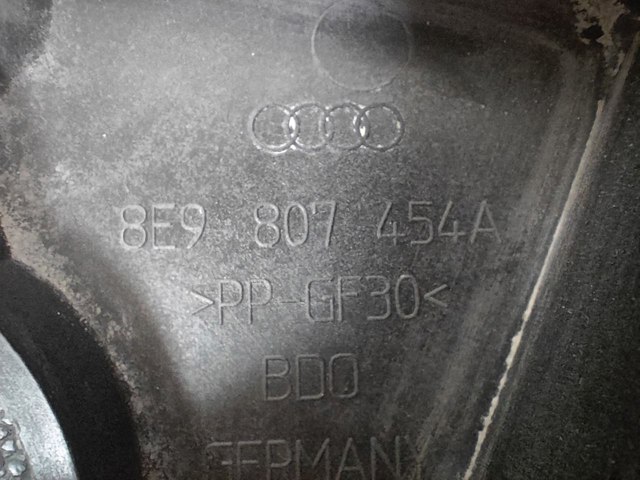 8E9807454A VAG Направляющая заднего бампера правая купить в Каменское