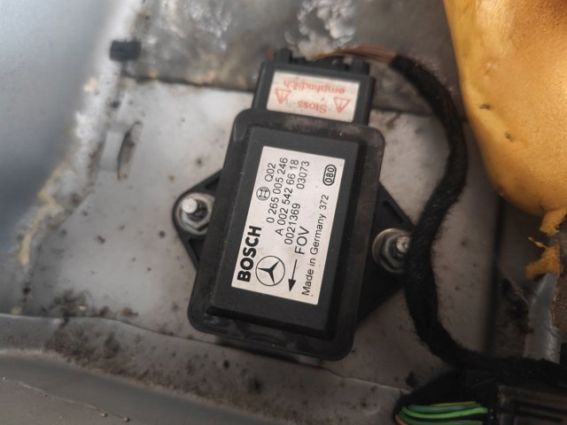 Датчик поперечного ускорения (ESP) A0025426618 MERCEDES