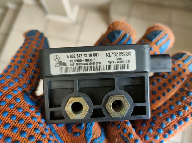 Датчик угла/скорости поворота авто A0025427218 MERCEDES