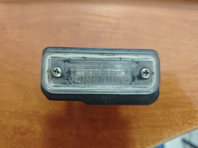 Фонарь подсветки заднего номера A2038200256 MERCEDES