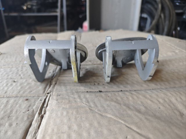 A2038800805 Накладка форсунки омывателя фары передней купить Винница