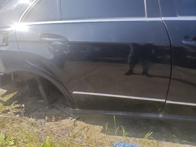 Задняя правая дверь A2127300205 MERCEDES
