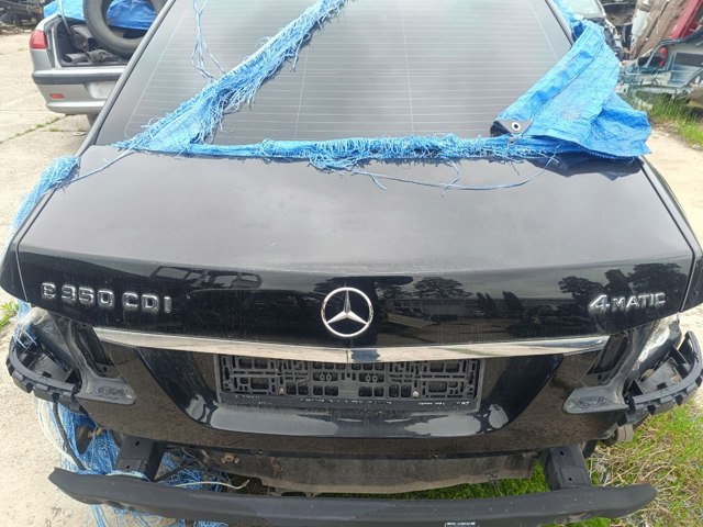 Крышка багажника A2127500275 MERCEDES