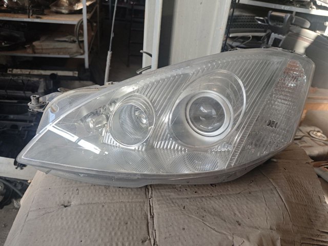 Вставка фары левой A2218200761 MERCEDES