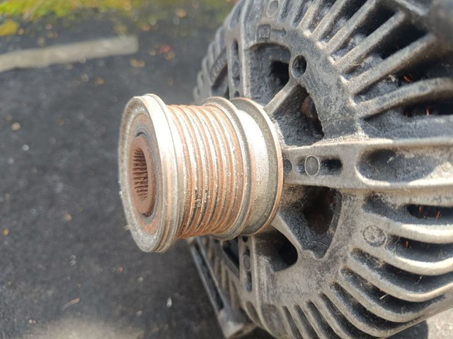 Генератор автомобиля Мерседес-бенц Спринтер 2 4,6-t