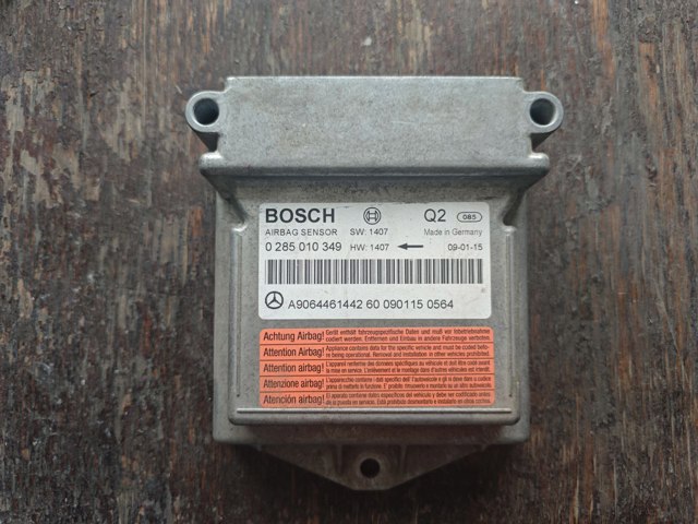 Модуль-процессор управления подушкой безопасности (ЭБУ AIRBAG) A9064461442 MERCEDES