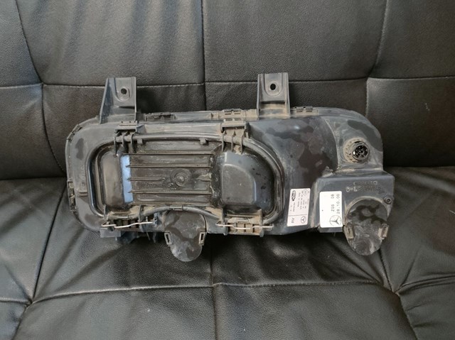 MERCEDES A9738200961 Фара левая в наличии Полтава