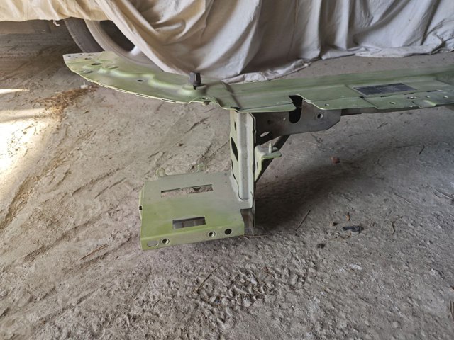 LAND ROVER BJ3216778AC в наличии Каменское