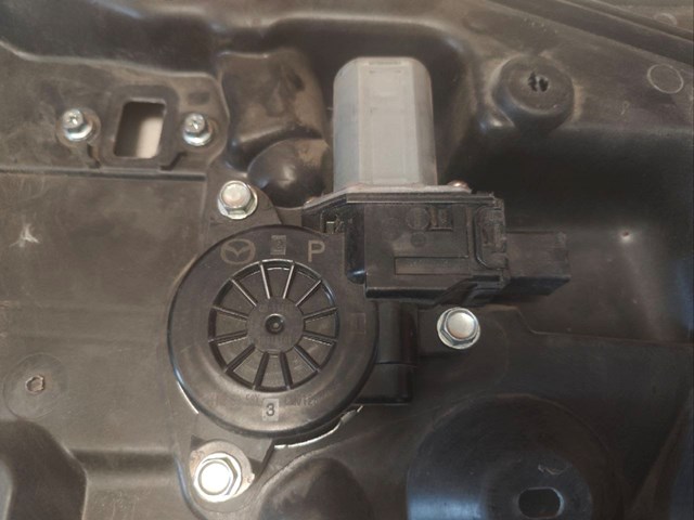 MAZDA D09L5997X в наличии Каменское