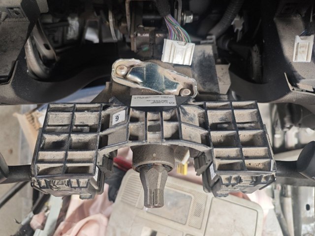 MAZDA DA8E66128 в наличии Сумы