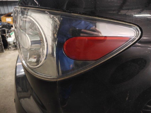 Фонари задние E22151150B MAZDA