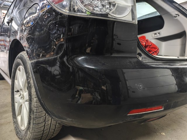EG2150221 MAZDA Задний бампер купить в Ирпень