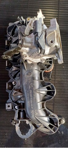 Коллектор впускной LR006680 LAND ROVER