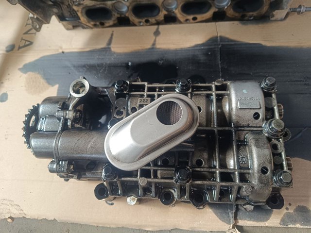 Корпус балансировочного механизма LR010718 LAND ROVER