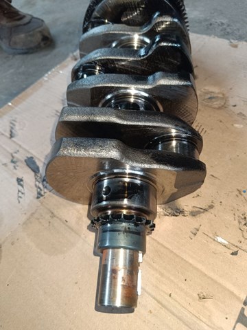 LR022080 LAND ROVER Коленвал купить в Полтава