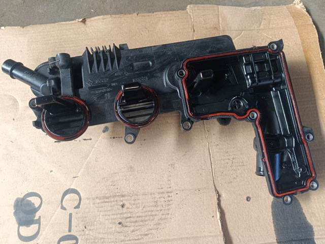 LAND ROVER LR022304 Клапанная крышка в наличии Днепр