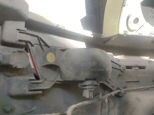 LAND ROVER LR025148 Фонарь противотуманный задний правый в наличии Николаев