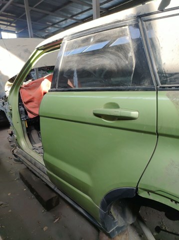 Дверь задняя, левая LR028557 LAND ROVER