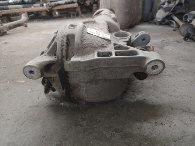 LR031377 LAND ROVER Задний дифференциал купить в Хмельницкий