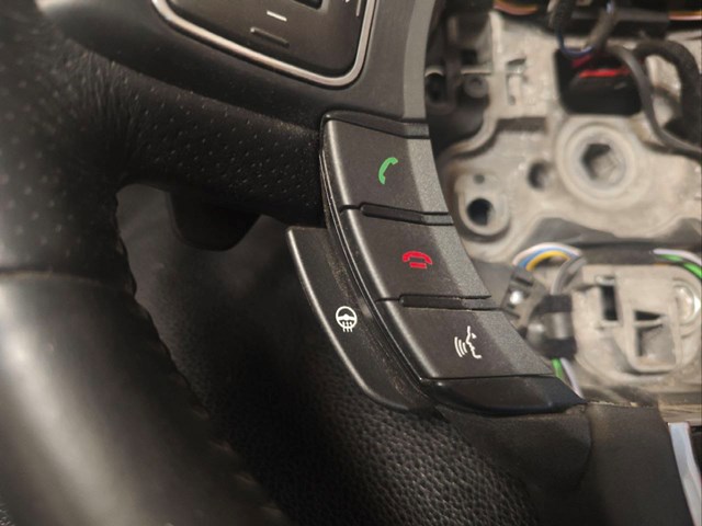 LAND ROVER LR047925 в наличии Винница