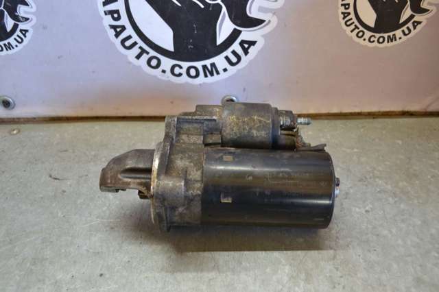 Стартер двигателя 0001108401 BMW