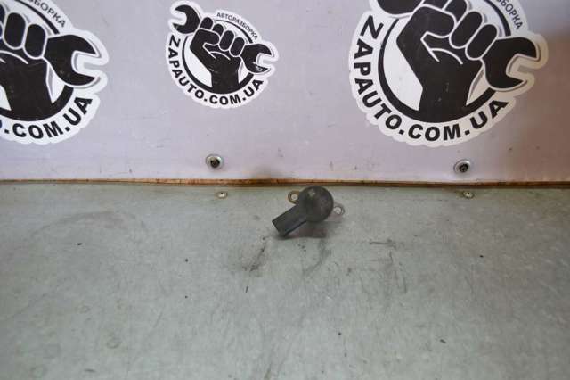 Регулятор давления топлива в топливной рейке Мерседес-бенц Спринтер I 2-t