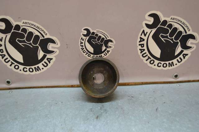 Шкив водяного насоса 1122020110 MERCEDES