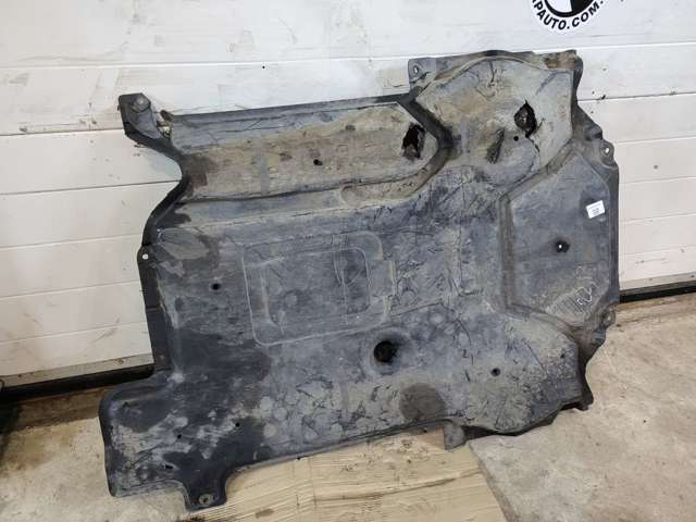 Защита двигателя задняя 2045203323 MERCEDES