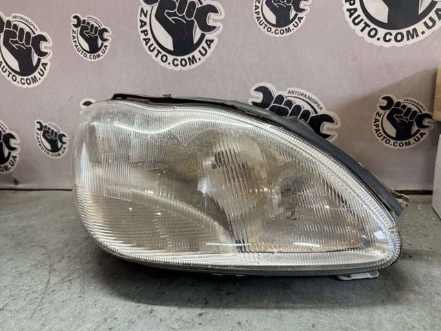 Фара основная правая 2208200861 MERCEDES