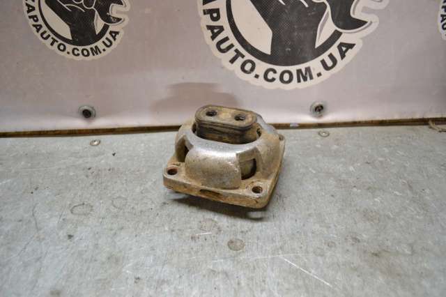 Подушка коробки 2512401718 MERCEDES