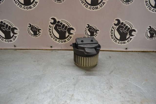 Мотор вентилятора печки (отопителя салона) Audi A6 C7