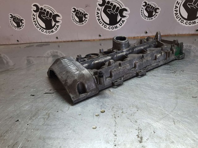 Крышка клапанная 6110160805 MERCEDES