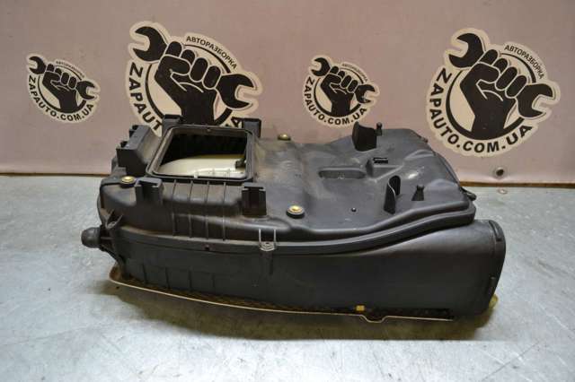  Корпус воздушного фильтра 6510901701 MERCEDES