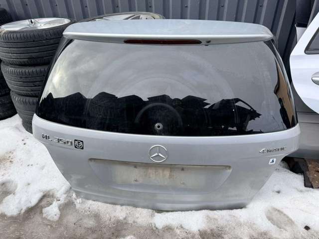 Дверь задняя багажная A1647401505 MERCEDES