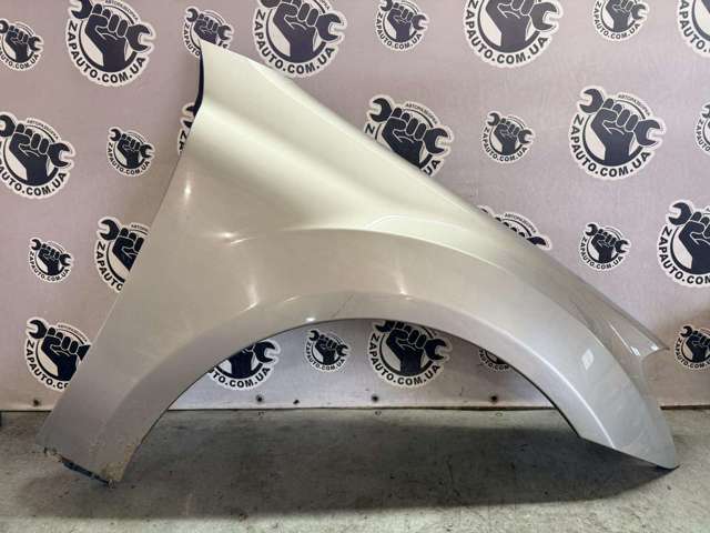 Переднее правое крыло A1648810201 MERCEDES