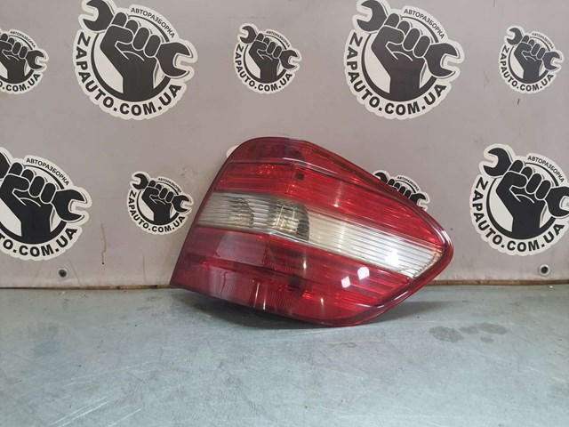 Правый стоп A1649061200 MERCEDES