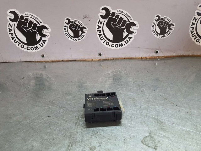 Блок комфорта передней двери A2129004502 MERCEDES