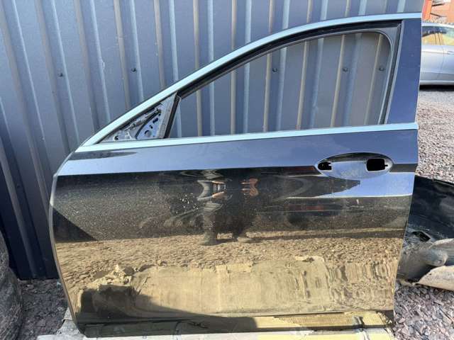 Дверь передняя, левая Mercedes E