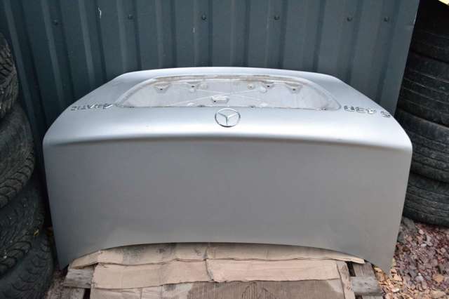 Крышка багажника A2207500675 MERCEDES