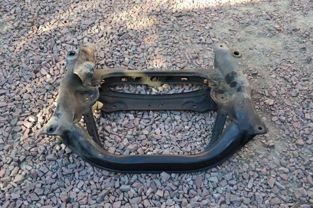 Балка передней подвески A2216200387 MERCEDES