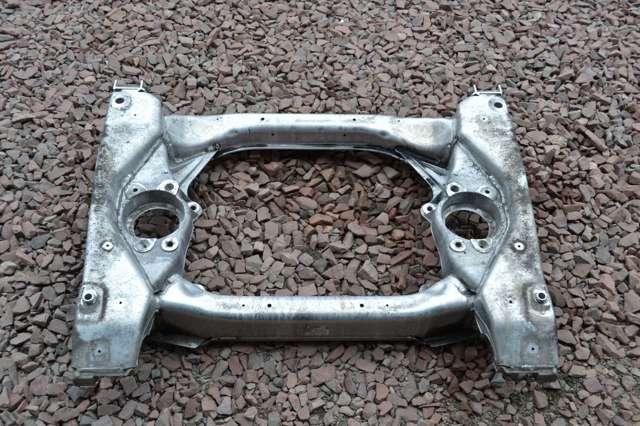 Балка передней подвески A2226200187 MERCEDES