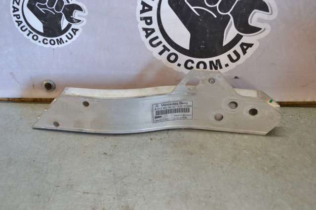 Кронштейн суппорта радиатора нижнего A2536210500 MERCEDES