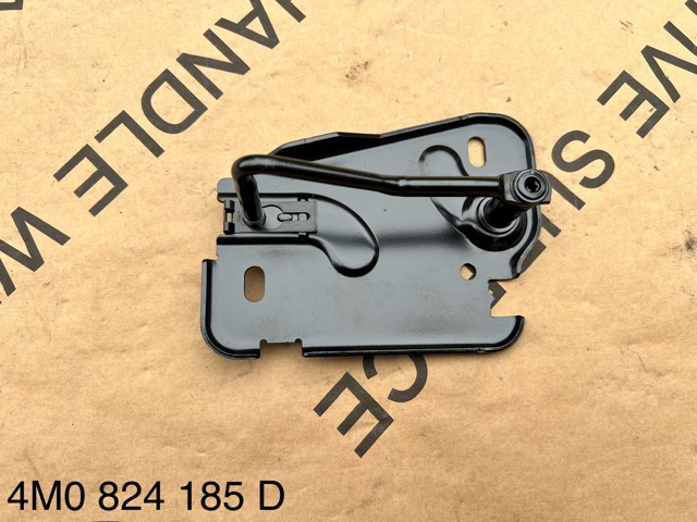 4M0823185D VAG Стояк-крюк замка капота купить в Николаев