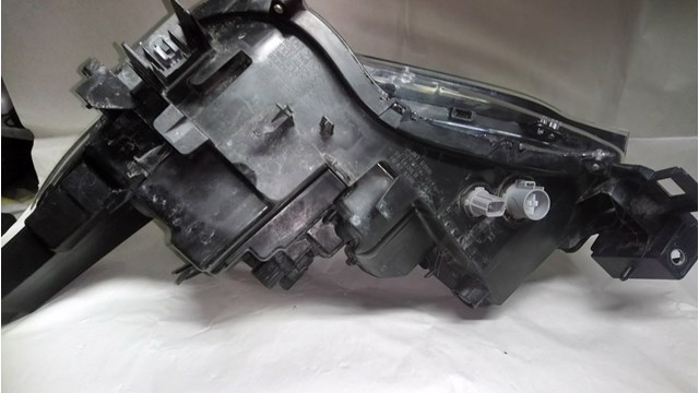 MAZDA KB8P51031H Фара правая в наличии Киев