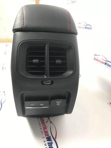 CHRYSLER 5SF14DX9AC Консоль панели управления центральная в наличии Сумы