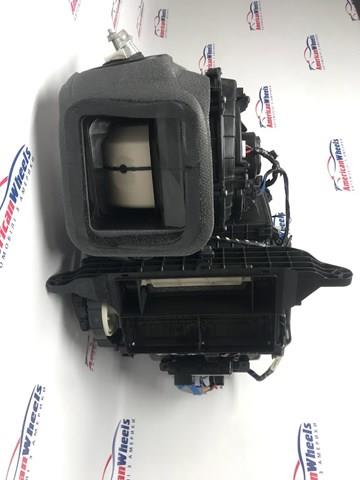 68223048AD CHRYSLER Корпус печки в сборе купить в Черновцы