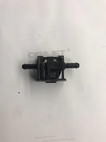 Форсунка омывателя на дворник A2538602200 MERCEDES